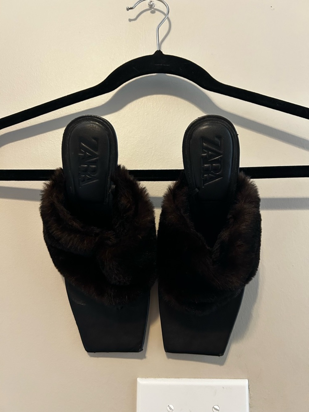 ZARA Dark Brown Faux-Fur Square Toe Slide Mules